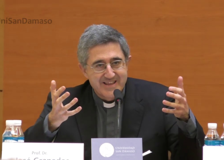 Teología de la Familia, por José Granados. (y IV) El asombro y el agradecimiento por la belleza de la Familia; la misericordia y el perdón de Dios