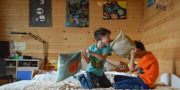 ОВАКО ФРАНЦУЗИ ВАСПИТАВАЈУ СВОЈУ ДЕЦУ