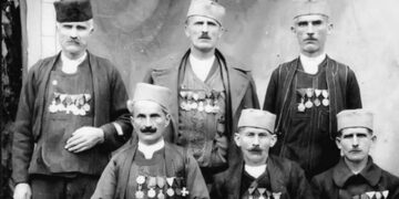 С ВЕРОМ У БОГА, ЗА ПОРОДИЦУ И ОТАЏБИНУ