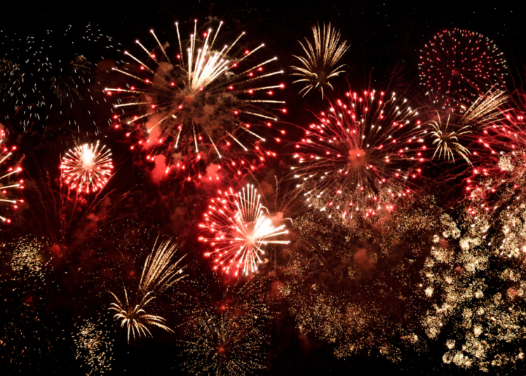 Салют на семейном фронте — хорошие новости со всего мира