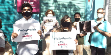 Bâillonnement et emprisonnement de « pro-vie » pour avoir informé des femmes en Espagne