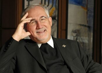 Bioethik-Bischof gegen Aufweichung des Embryonenschutzgesetzes