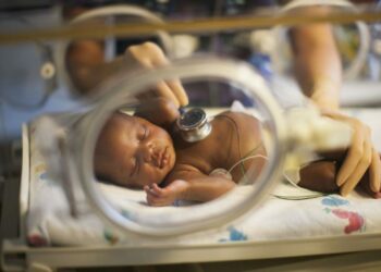 Сенат США не принял поправку о медицинской помощи детям, выжившим после аборта