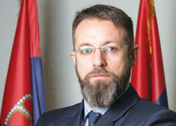 ПРОФЕСОР РИСТИВОЈЕВИЋ: КАД ЗАКОН ПРОПИСУЈЕ НАУКУ, ТО ПОСТАЈЕ ИДЕОЛОГИЈА