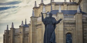 Pope John Paul II–lessons for revitalizing our dying dioceses