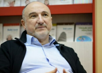 ЗОРАН МИЛИВОЈЕВИЋ: ПРЕЗАШТИЋЕНА ДЕЦА СУ ПАТОЛОГИЈА НОВОГ ПРИСТУПА ВАСПИТАЊУ