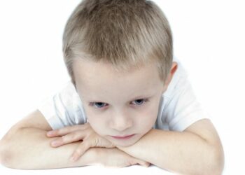 ШТА ДОНОСЕ ИЗМЕНЕ ПОРОДИЧНОГ ЗАКОНА: КО УДАРИ ДЕТЕ ИДЕ НА “ПОПРАВНИ”