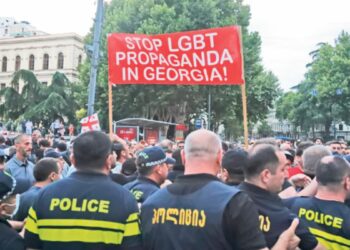 ЗАМКЕ ЕВРОПСКЕ УНИВЕРЗАЛНОСТИ