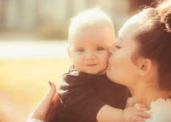 НИКОЛА ВАРАГИЋ: МАЈКА