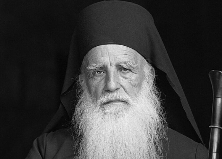 ИГУМАН ЈУЛИЈАН: НАЈВЕЋЕ БЛАГО ЈЕДНОГ НАРОДА СУ ДЕЦА