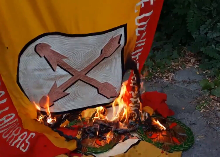 Abogados Cristianos denuncia la quema de símbolos sagrados en la cripta de Montserrat