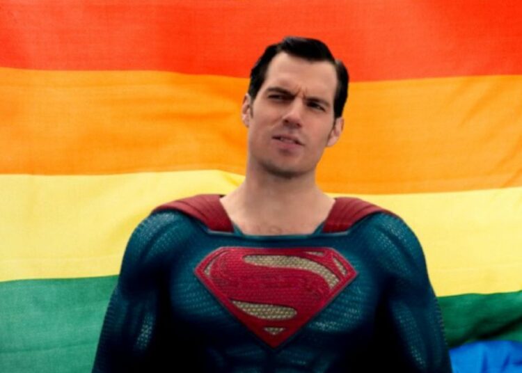 СТИЖЕ ГЕЈ СУПЕРМЕН!