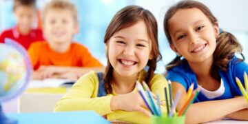 ОДГОВОР ЛЕКАРА РЕЖИМСКОЈ СТРУЦИ: ШТА ЈЕ ВАЖНИЈЕ ОД ДЕЦЕ?