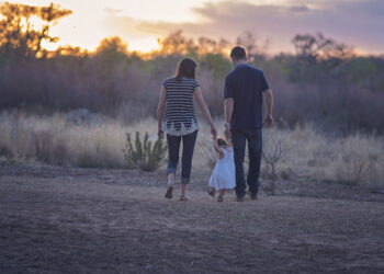 Томас Мольнар: разрушение власти начинается с разрушения семьи