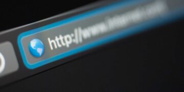 КАКО НАЈВЕЋА СВЕТСКА ДАРК ВЕБ ПЛАТФОРМА ШИРИ МАТЕРИЈАЛ О СЕКСУАЛНОМ ЗЛОСТАВЉАЊУ ДЕЦЕ