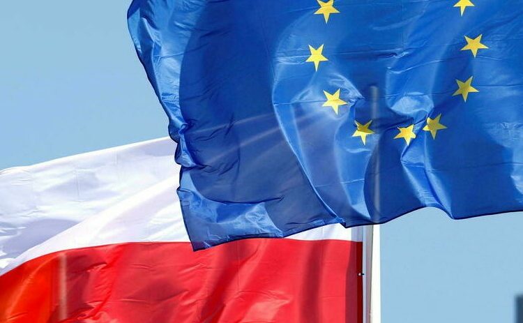 Linke EU greift familienfreundliche Kommunalverwaltungen in Polen an