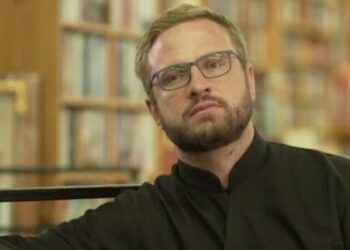 СВЕШТЕНИК ДАРКО ЂОГО: „ОВАЈ ПУТ ЋУ ДА РОДИМ“ НАЈТРАГИЧНИЈА ЈЕ РЕЧЕНИЦА