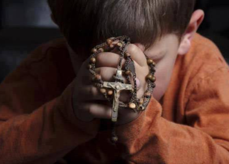 La Virgen de Fátima convocó a miles de peruanos en un Rosario por el Perú