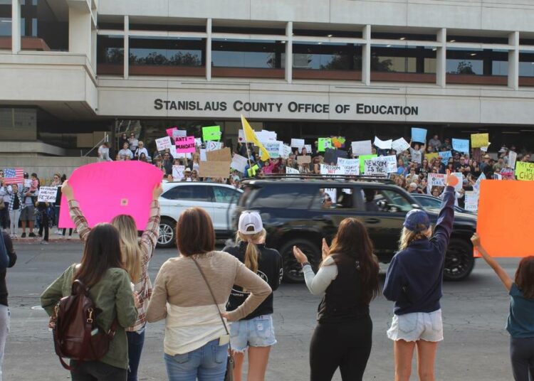 ФАУЧИЈЕВА ПРЕВАРА: „ОВО РАДИМО ВЕЋ ДЕЦЕНИЈАМА“