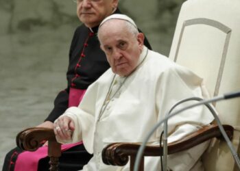 ПАПА: „МЕДИЦИНАРИ ИМАЈУ ПРАВО ДА ОДБИЈУ ДА РАДЕ АБОРТУС”