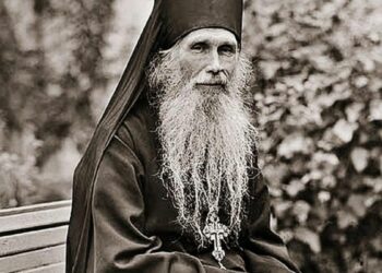 УМРТВЉУЈУЋА ИНФОРМАЦИЈА И ЖИВОТВОРНА МОЛИТВА