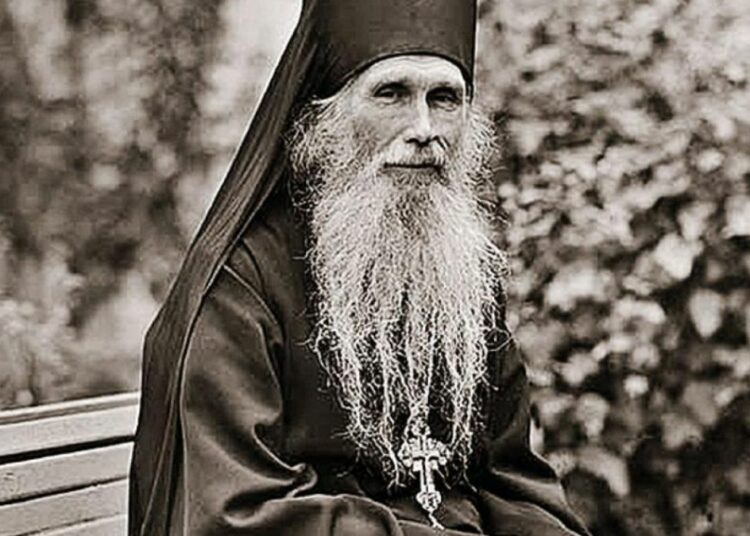 УМРТВЉУЈУЋА ИНФОРМАЦИЈА И ЖИВОТВОРНА МОЛИТВА