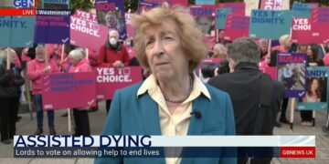 UK: Sterbehilfegesetz wurde nach breitem Protest fallen gelassen
