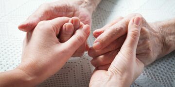 ПОТРЕСНО СВЕДОЧЕЊЕ ЈЕДНОГ ХРИШЋАНИНА: КРОЗ КОРОНУ СА БОГОМ И БЛИЖЊИМА