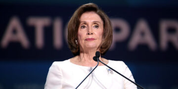 Pelosi refleja su lealtad a China, y no a Estados Unidos ante las protestas de los atletas