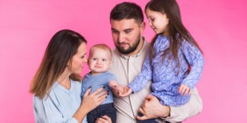 ПОРОДИЧНА КЛИМА ТОКОМ ОДРАСТАЊА ОСТАВЉА ТРАГОВЕ