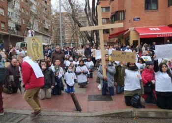 Rezar será delito en España