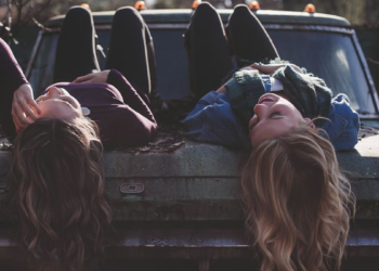 8. МАРТ: ШТА ЗАИСТА ЗНАЧИ БИТИ ЖЕНА?