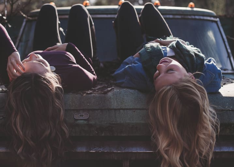 8M: ¿Qué es -realmente- ser mujer?