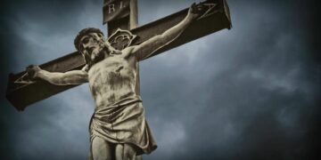 Gott aber hat seine Liebe zu uns darin erwiesen, dass Christus für uns gestorben ist, als wir noch Sünder waren