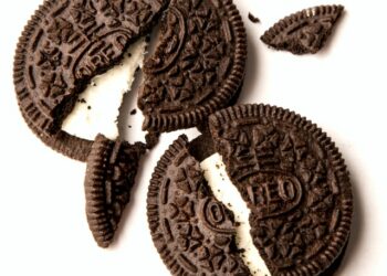 Даже печенье Oreo теперь стало вокеистским