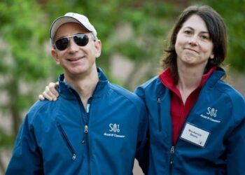 Where is the conservative MacKenzie Scott?