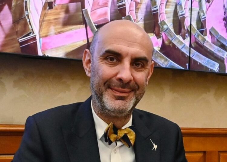 Simone Pillon