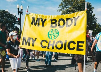 Skandaliczne zmiany przepisów dotyczących aborcji w Kalifornii. Gubernator zwiększa budżet na te cele!