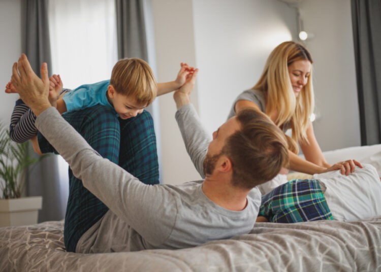 Studie zeigt: Kinder bekommen macht konservativer