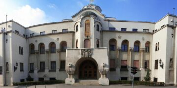 МОЛЕБАН ЗА СВЕТИЊУ БРАКА И ПОРОДИЦЕ, СЛОГУ И МИР У НАШЕМ НАРОДУ