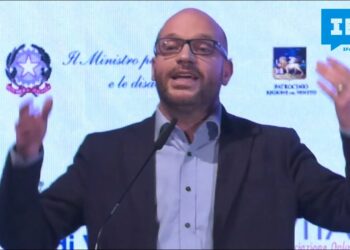 Lorenzo Fontana at XIII WCF, one of us