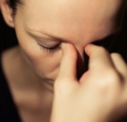 Strategie der Globalisten: Angst, Anschuldigungen, Lügen