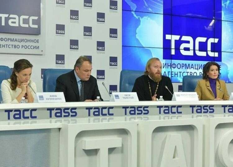 Пресс-конференция о запрете услуг суррогатного материнства для иностранцев
