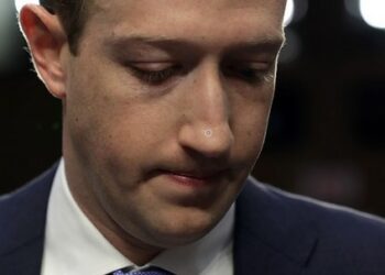 Facebook elimina opiniones religiosas, políticas y preferencias sexuales del perfil