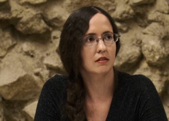 TAJANA POTERYAHIN : NE LIMITEZ PAS VOS ENFANTS À DES EXPÉRIENCES QUE LA SOCIÉTÉ CONSIDÈRE « NORMALES »