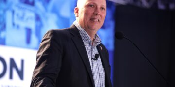 USA: Rep. Kongressabgeordneter wehrt sich mit Klage gegen neue radikale Homo-Gesetzgebung