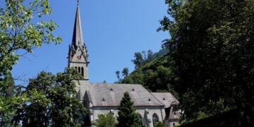 Zeichen gegen „Homo“-Ehe: Liechtensteiner Erzbischof sagt traditionellen Parlamentsgottesdienst ab