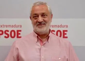 La justicia reabre el caso contra la Diputación de Cáceres (España) por el derribo de cruces