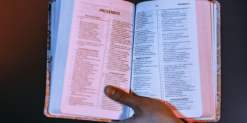 Ideologie all’interno della Chiesa cattolica per distruggere il cristianesimo