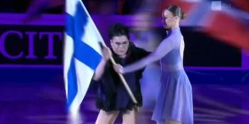 Ridicule aux Championnats européens de patinage artistique avec un Trans